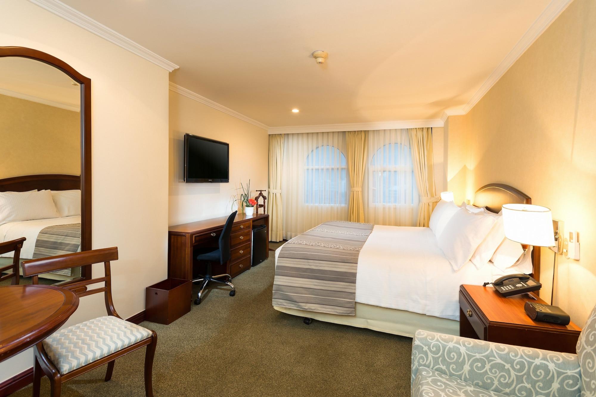 Hotel Dann Carlton Bogotá Zewnętrze zdjęcie A room at the hotel
