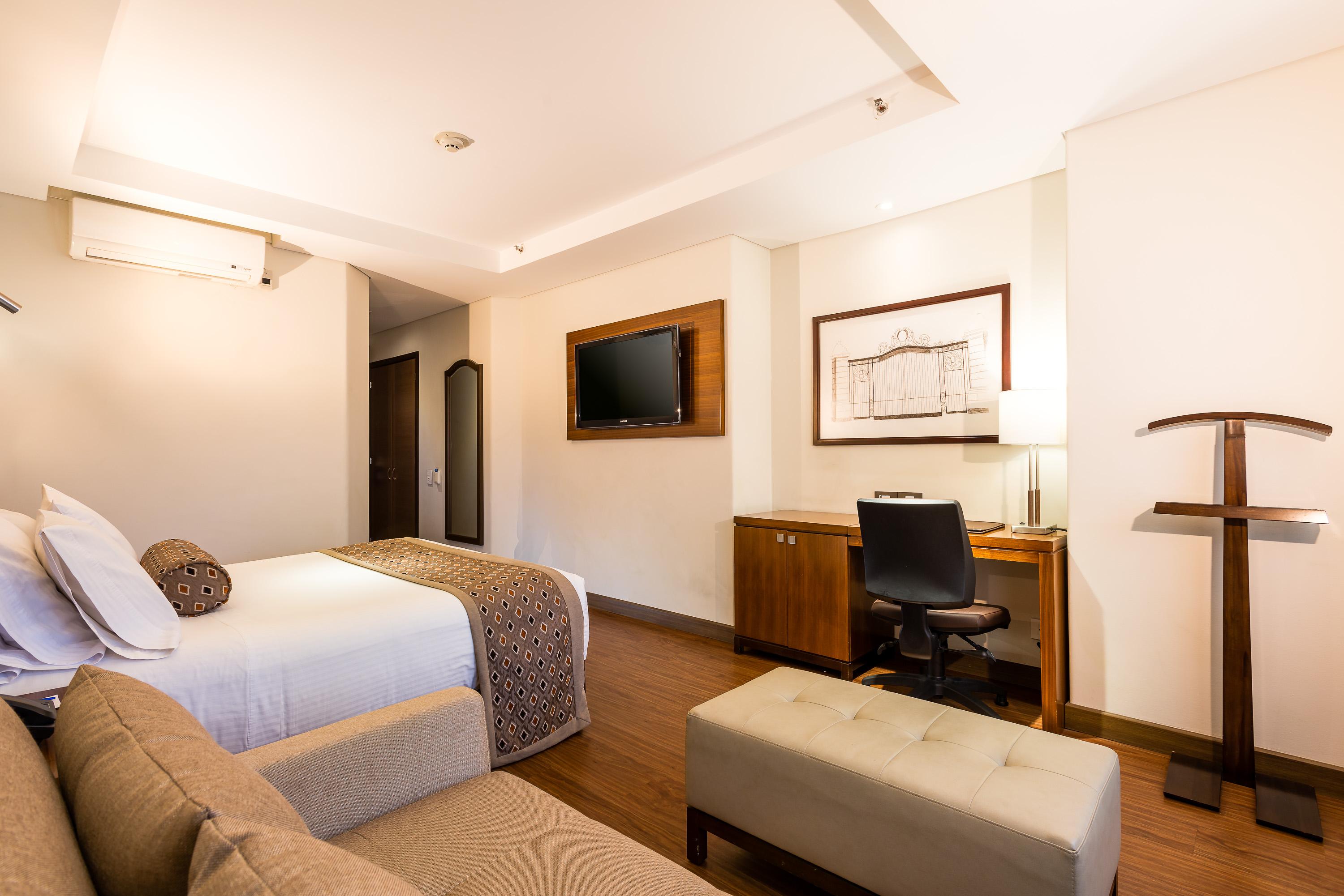 Hotel Dann Carlton Bogotá Zewnętrze zdjęcie A room at the hotel