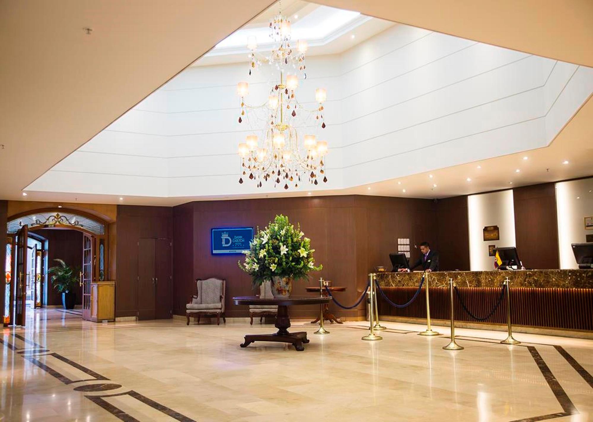 Hotel Dann Carlton Bogotá Zewnętrze zdjęcie The lobby of the hotel
